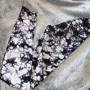 Lululemon Wunder Under Rare